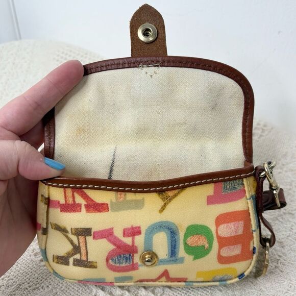 Y2K Vintage Dooney & Bourke Doodle Scribble Signature Flap Wristlet - Picture 6 of 7